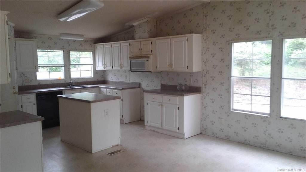 5526 Whitesides Road - Photo 4