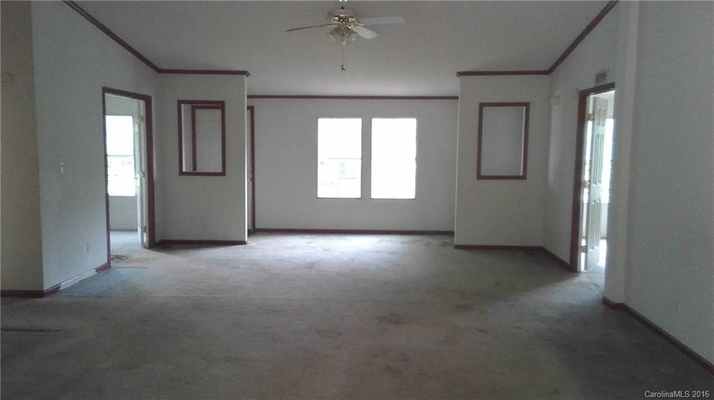 5526 Whitesides Road - Photo 8