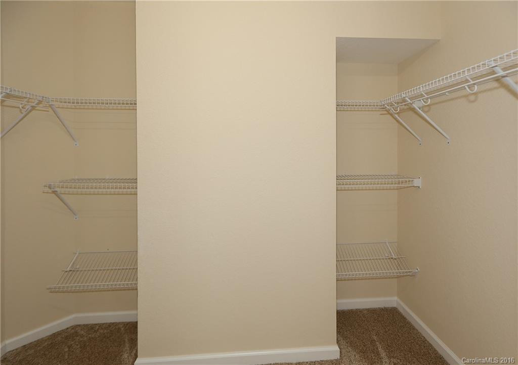 39 Autumn Breeze Drive #5 - Photo 12