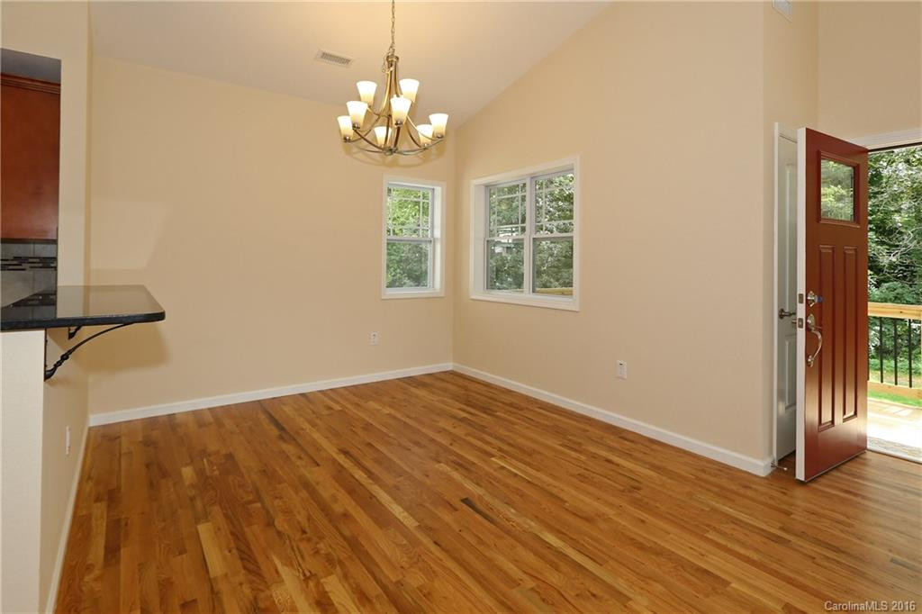 39 Autumn Breeze Drive #5 - Photo 3