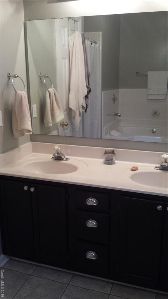 1015 Thorncrest Drive - Photo 7