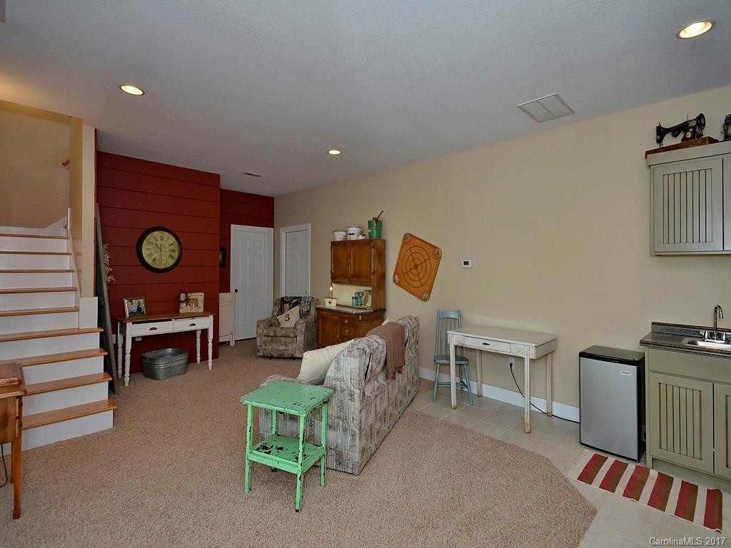 87 Hyde Well Drive - Photo 15