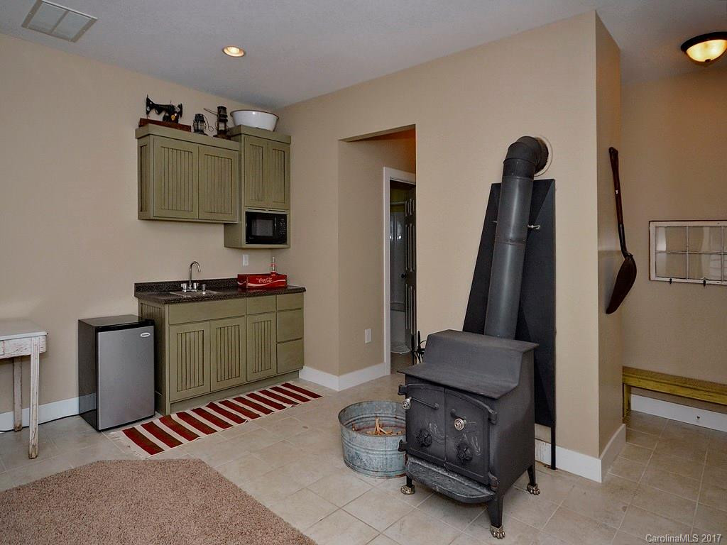 87 Hyde Well Drive - Photo 16