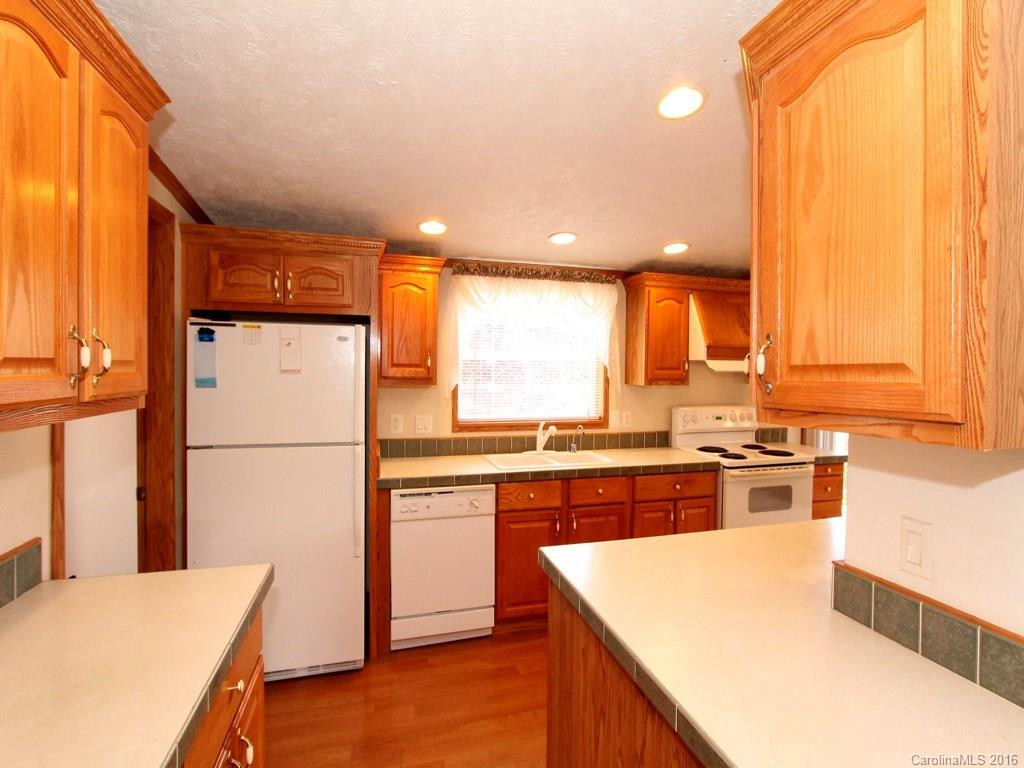 179 Lamonda Drive - Photo 11
