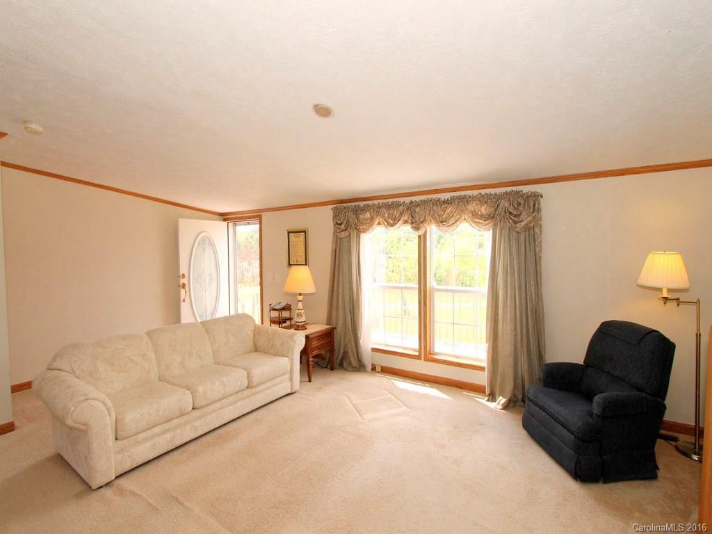 179 Lamonda Drive - Photo 7