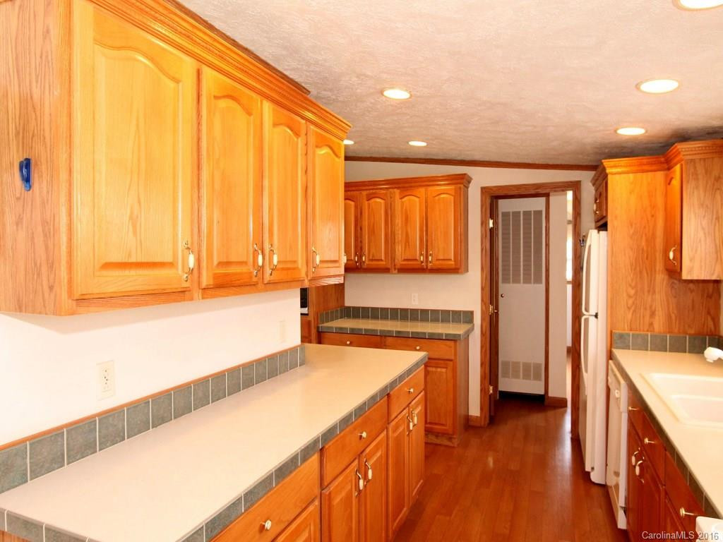 179 Lamonda Drive - Photo 10
