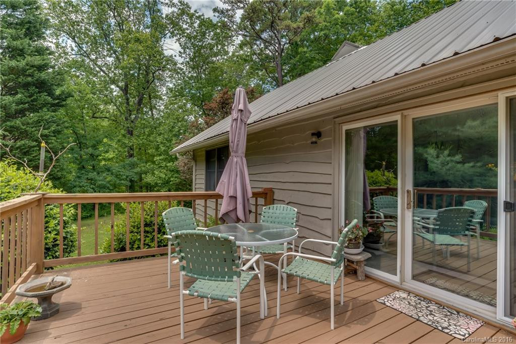 1065 Howard Gap Road - Photo 8