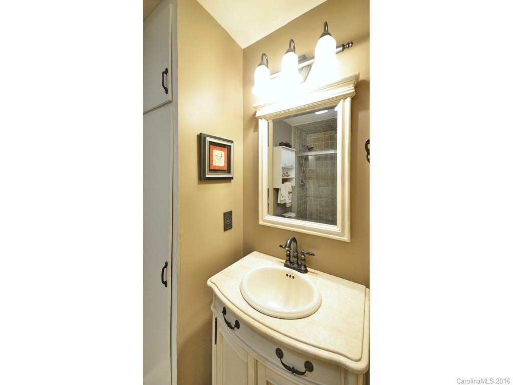 17 Teaberry Lane - Photo 15
