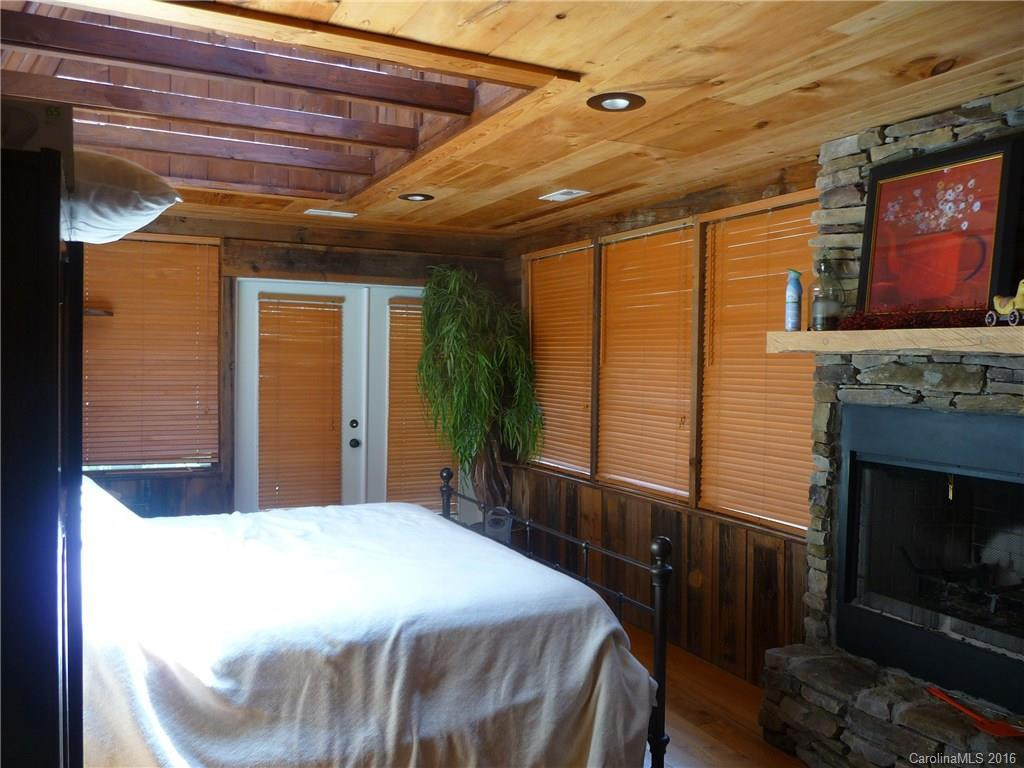 2932 Big Laurel Road - Photo 15