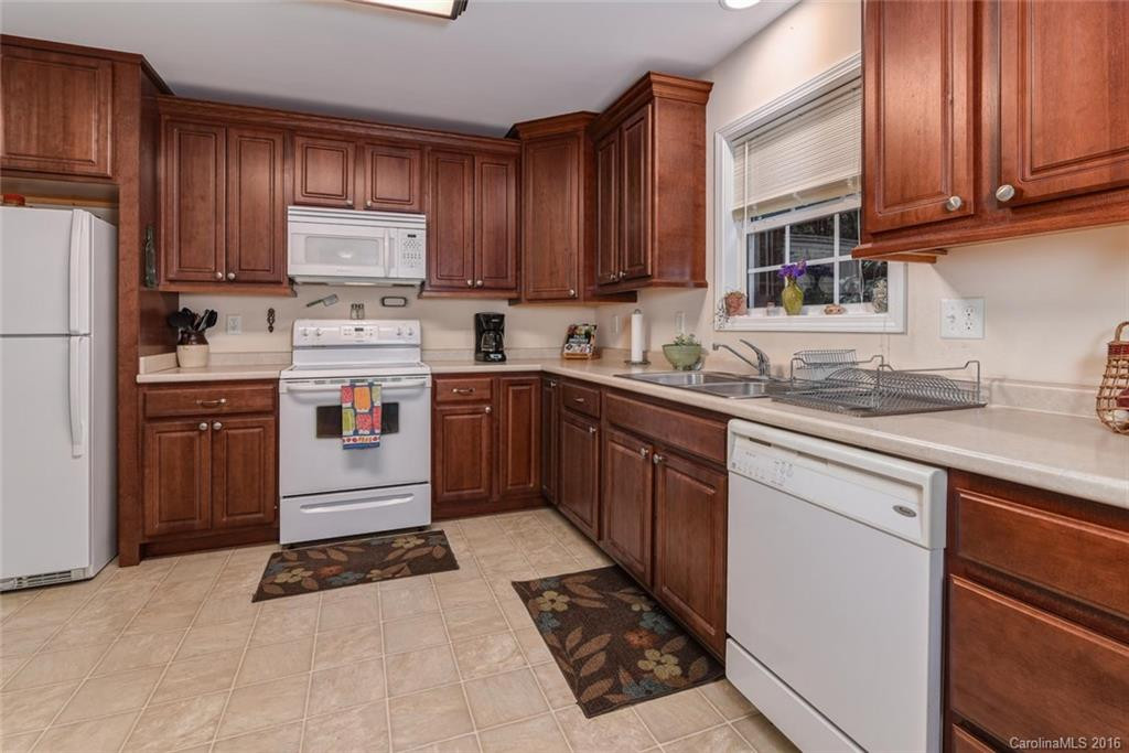 25 Puckett Road - Photo 7