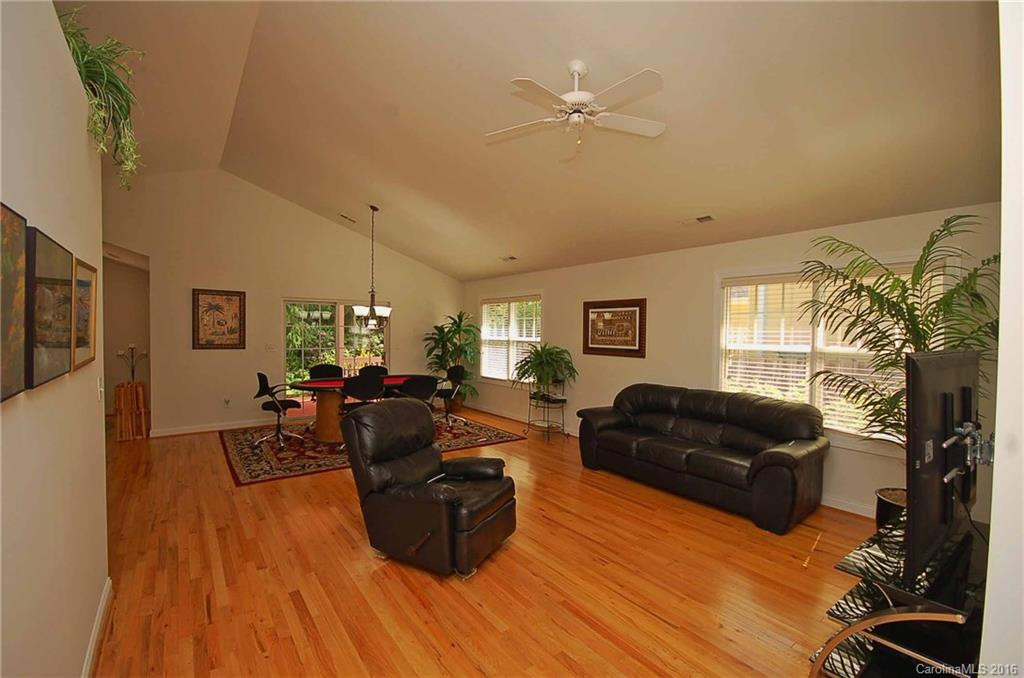 149 Covered Bridge Drive #4-6 - Photo 9