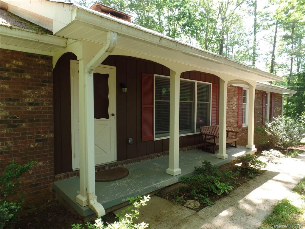 9 Squirrel Hill Drive
