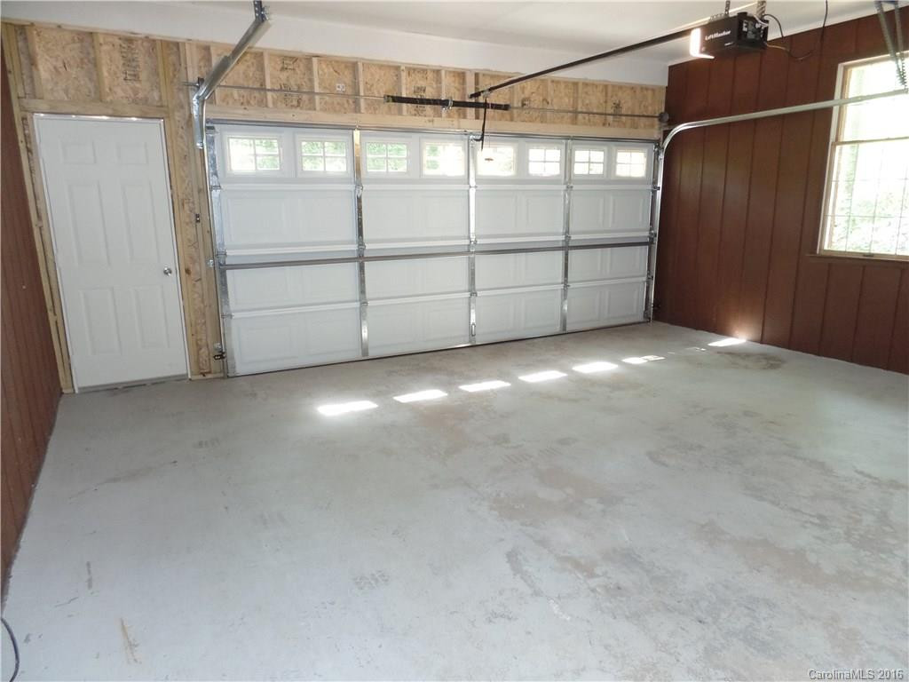 9 Squirrel Hill Drive - Photo 16