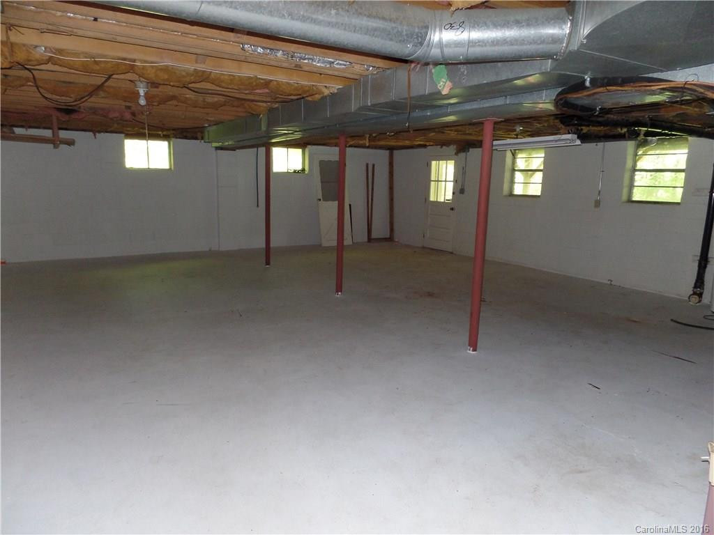 9 Squirrel Hill Drive - Photo 17