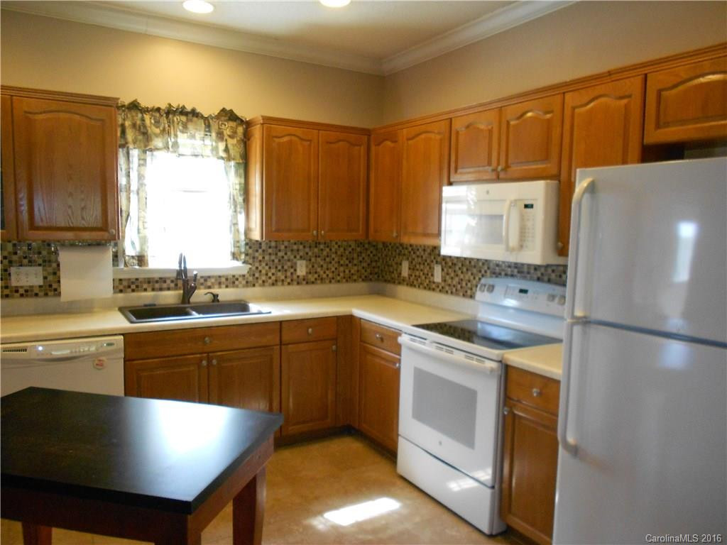 76 Lakewood Road - Photo 5