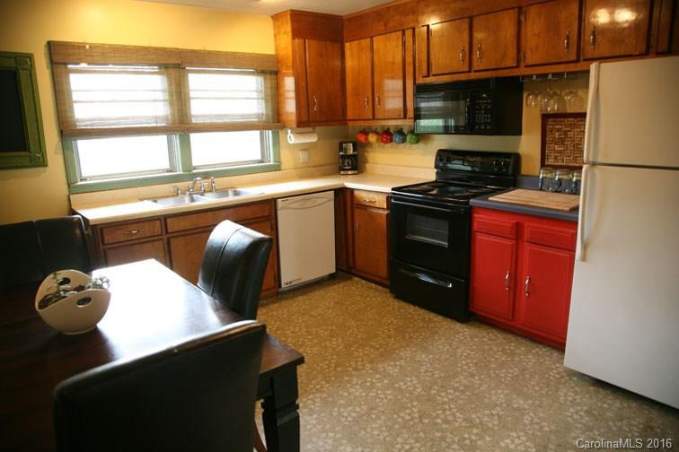 41 Oakwood Street #18 - Photo 4