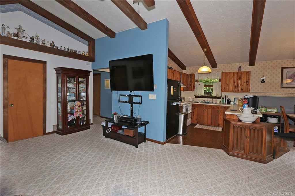 49 Pretty View Lane - Photo 5