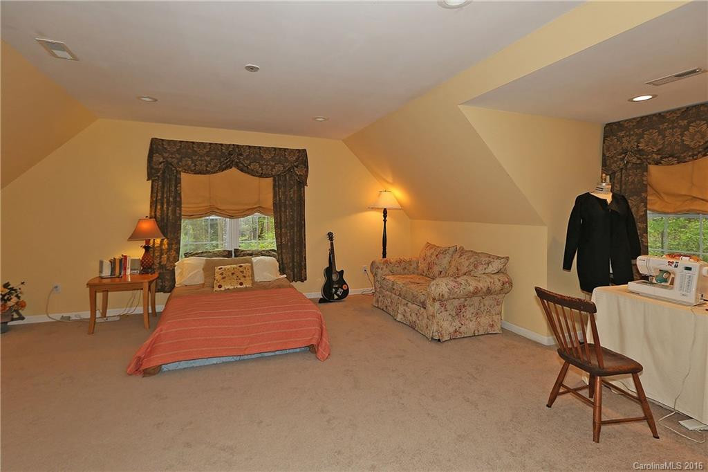 197 Hengestone Cove - Photo 14