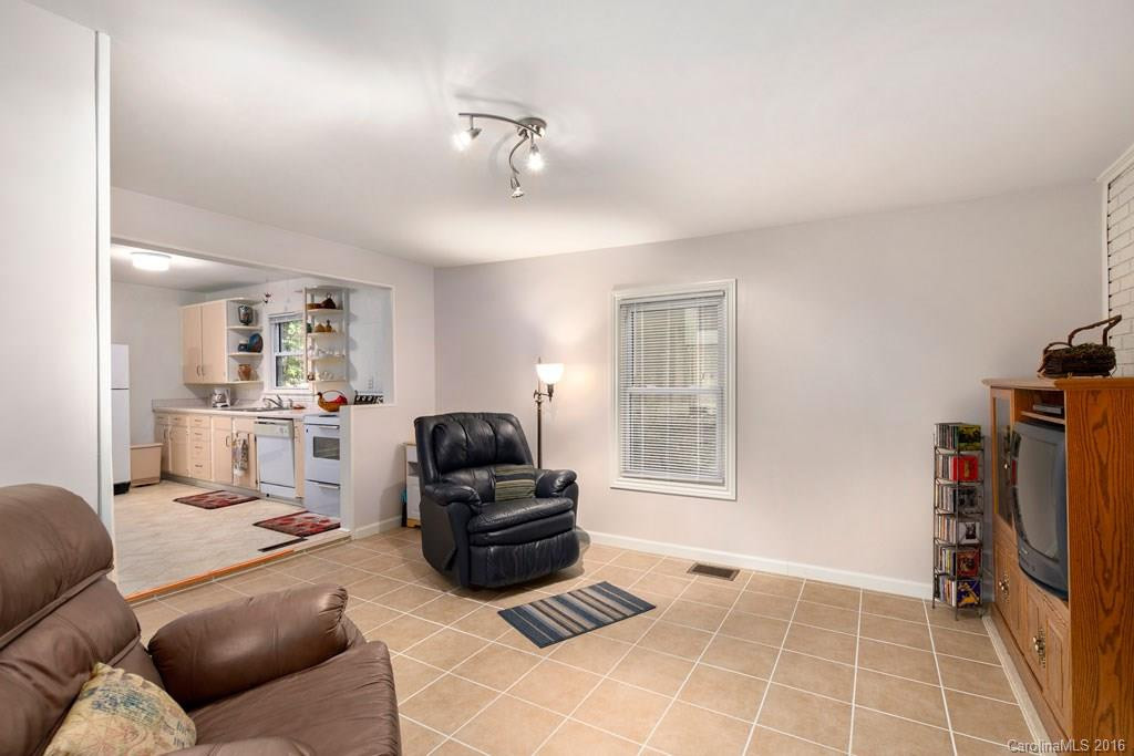 27 McDade Street - Photo 16