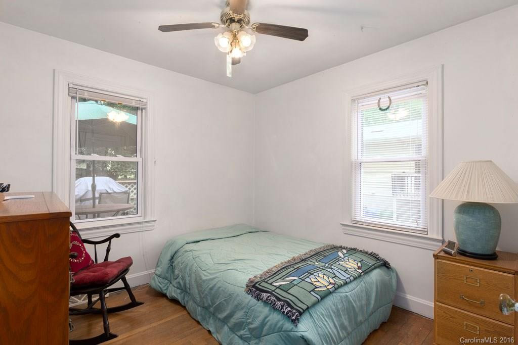 27 McDade Street - Photo 19