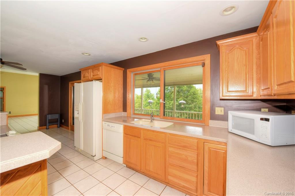 302 Mountain Springs Road - Photo 12