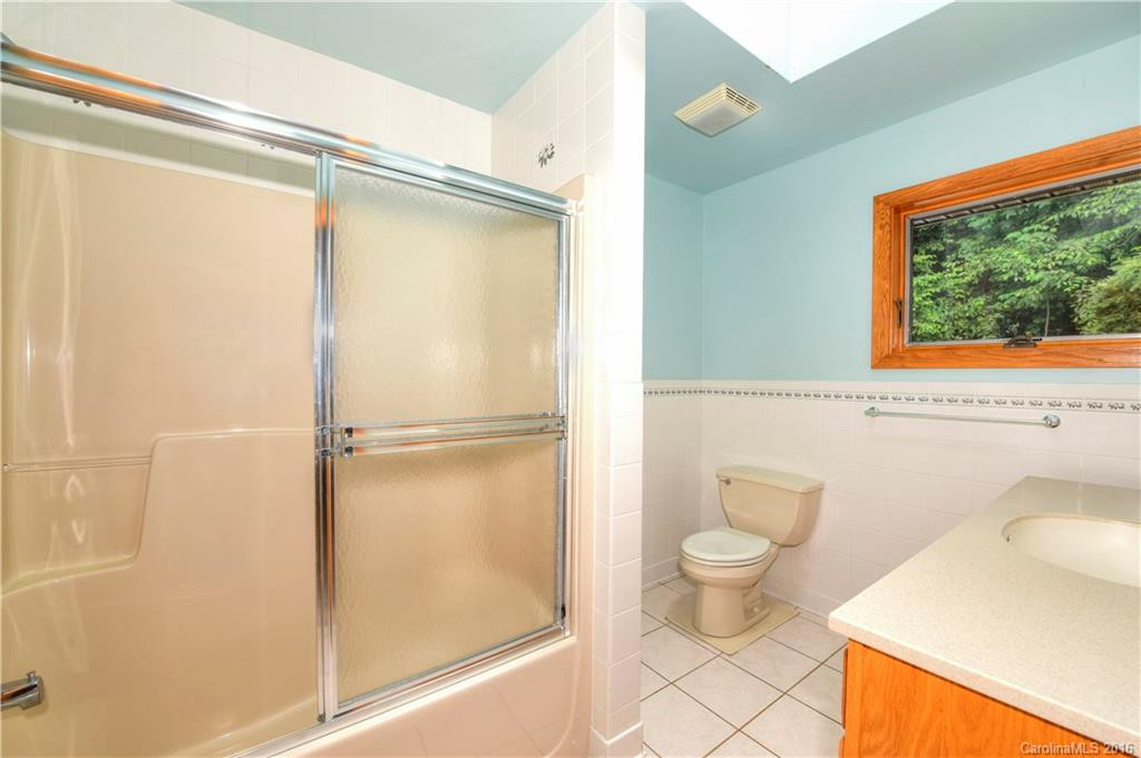 302 Mountain Springs Road - Photo 18