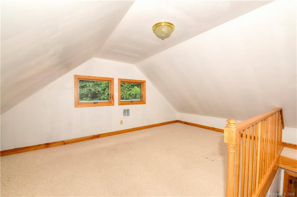 302 Mountain Springs Road - Photo 19
