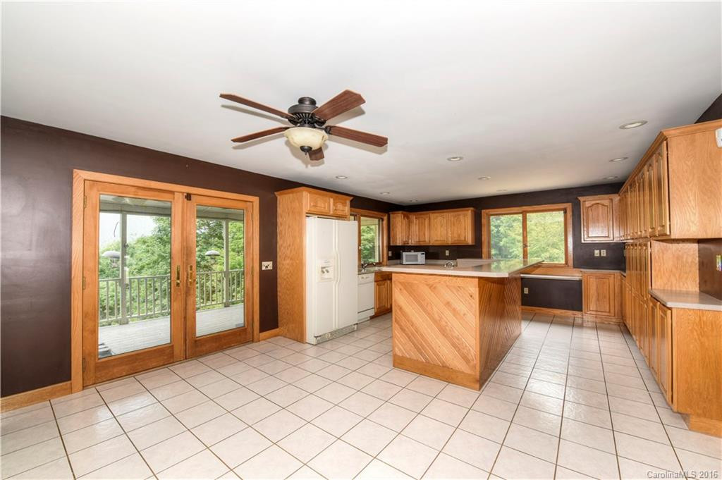 302 Mountain Springs Road - Photo 10