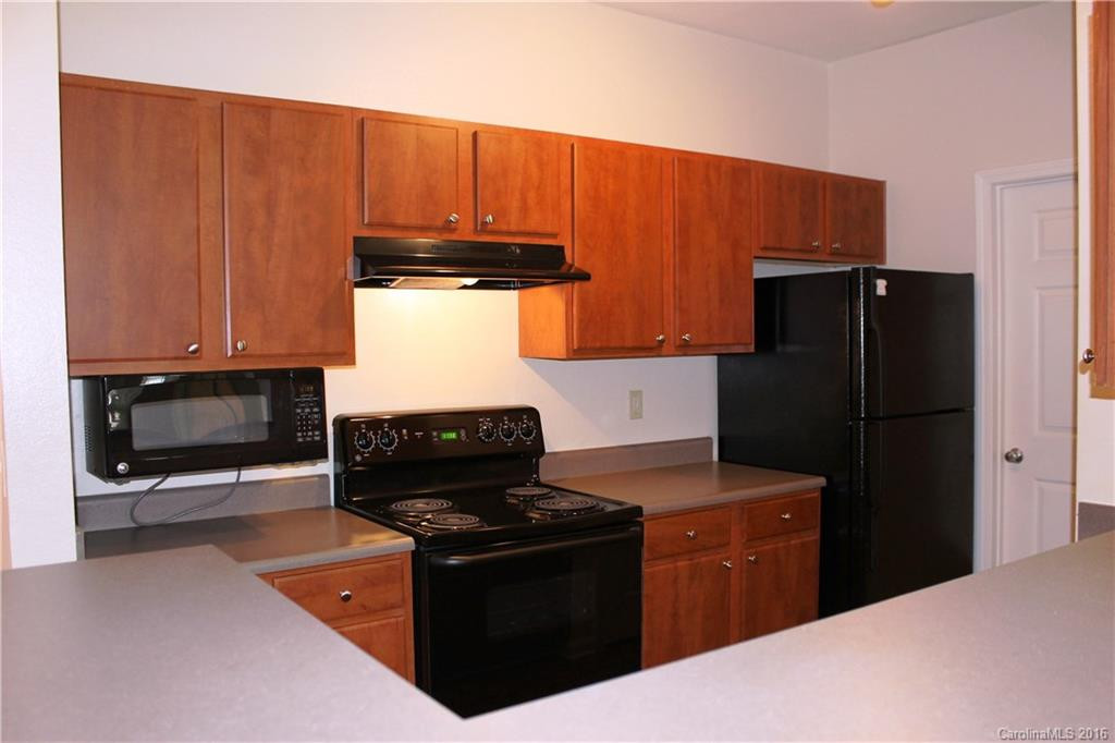 200 Vista Lake Drive #104 - Photo 2