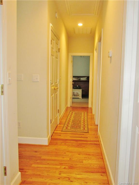 511 Brooklyn Avenue - Photo 17