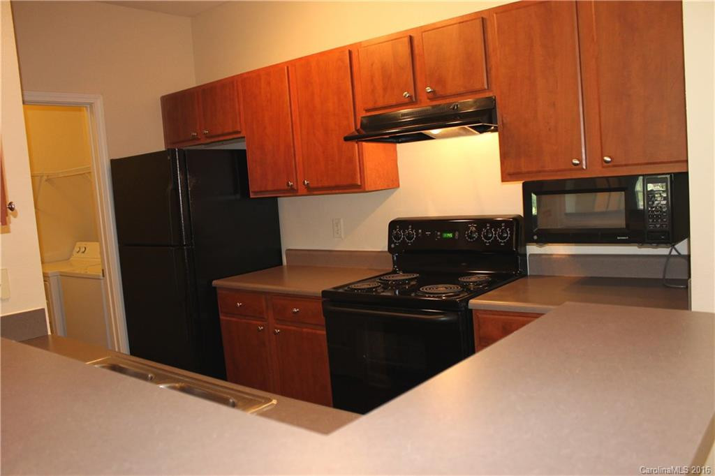 200 Vista Lake Drive #206 - Photo 4