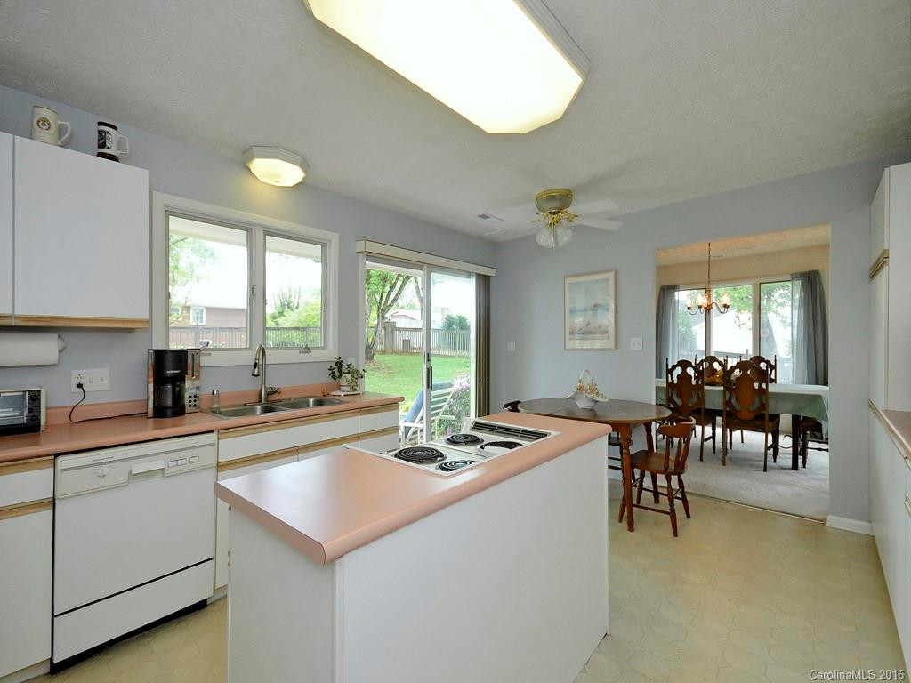 63 Sun Valley Drive - Photo 11