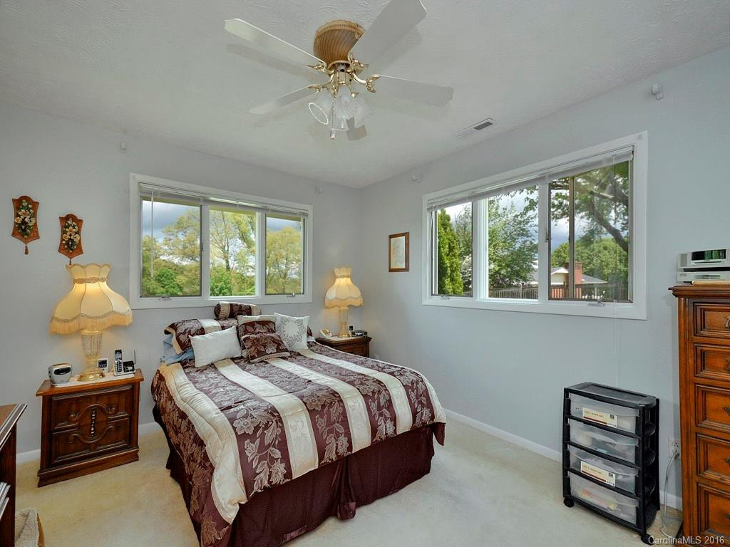 63 Sun Valley Drive - Photo 16