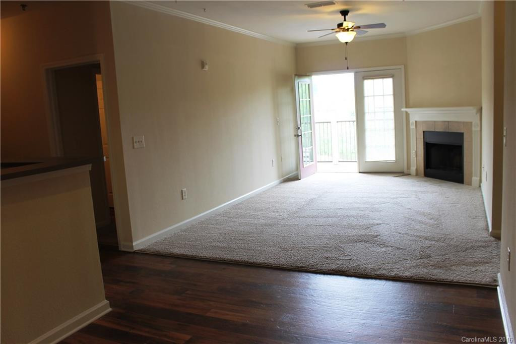 400 Vista Lake Drive #304 - Photo 3
