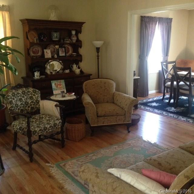 102 Mockingbird Lane - Photo 12