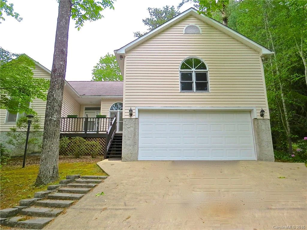 15 Autumn Glen Court