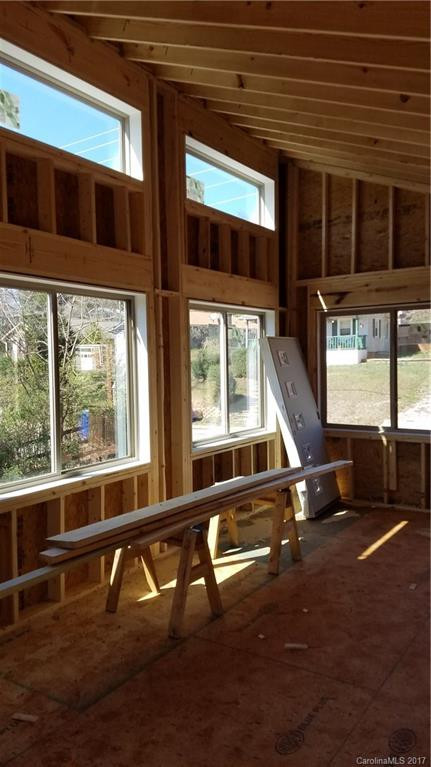 87 Joyner Avenue - Photo 2