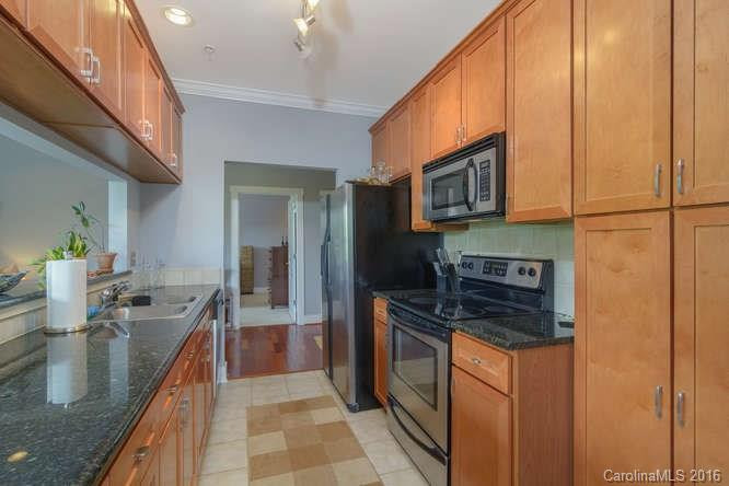 9 Kenilworth Knoll #413 - Photo 3
