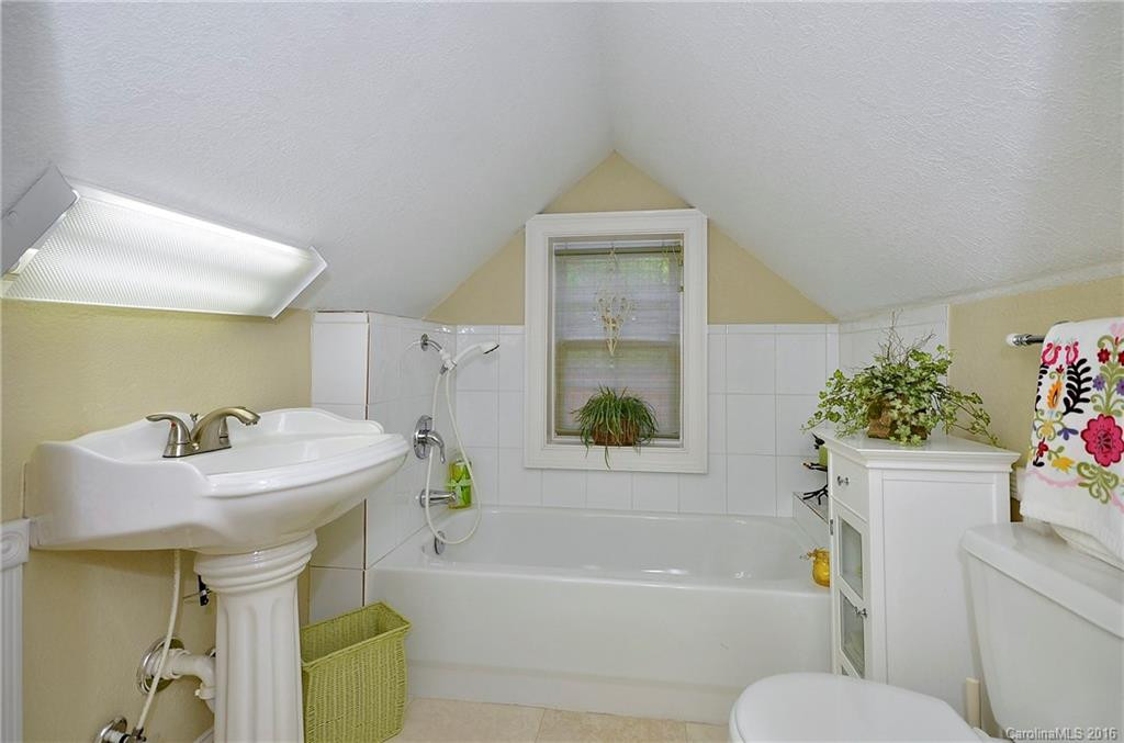 4334 Bills Creek Road - Photo 16