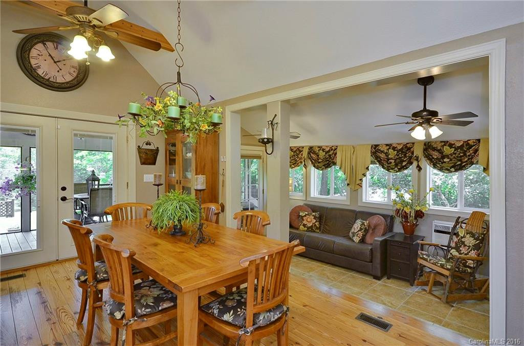 4334 Bills Creek Road - Photo 10