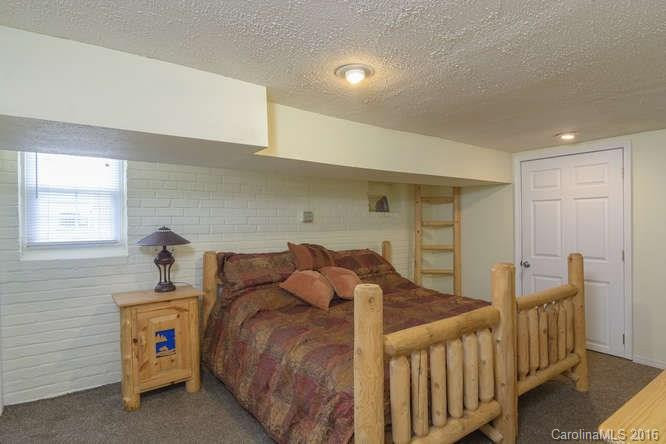 60 Poplar Street - Photo 20
