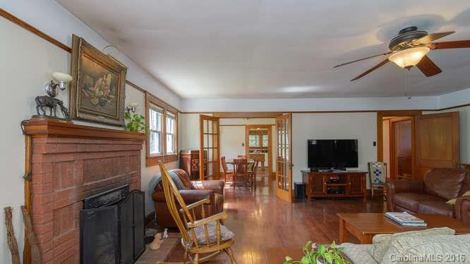 60 Poplar Street - Photo 3