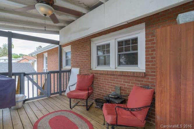 60 Poplar Street - Photo 10
