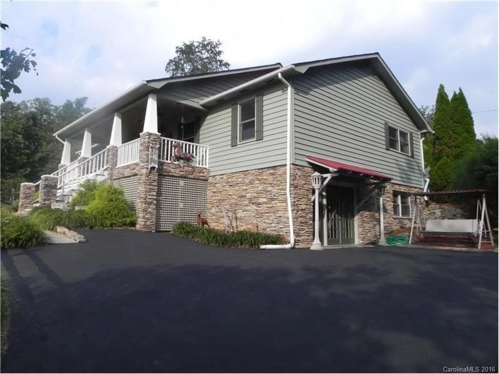 552 Old Fort Road