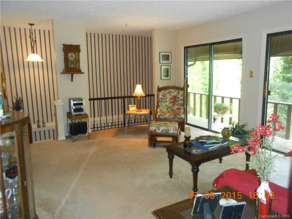 20 Riverbend Drive - Photo 4