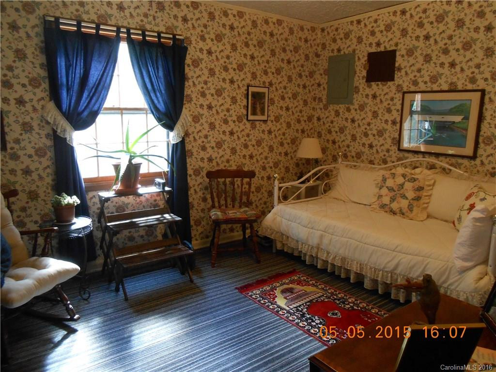 20 Riverbend Drive - Photo 8
