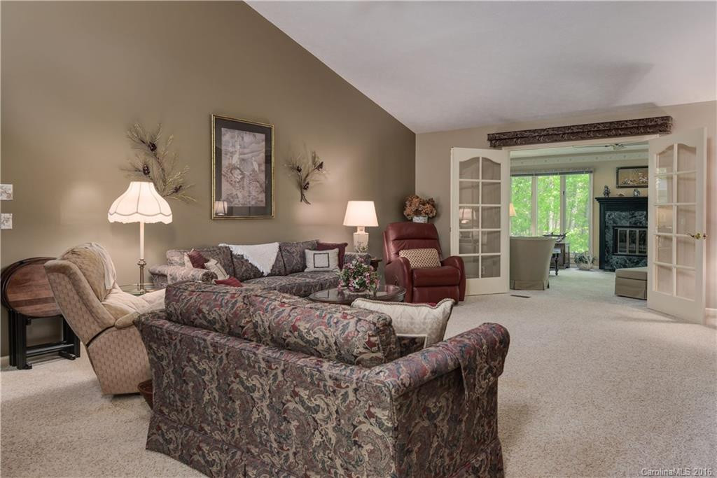 105 Jenny Lind Drive - Photo 5