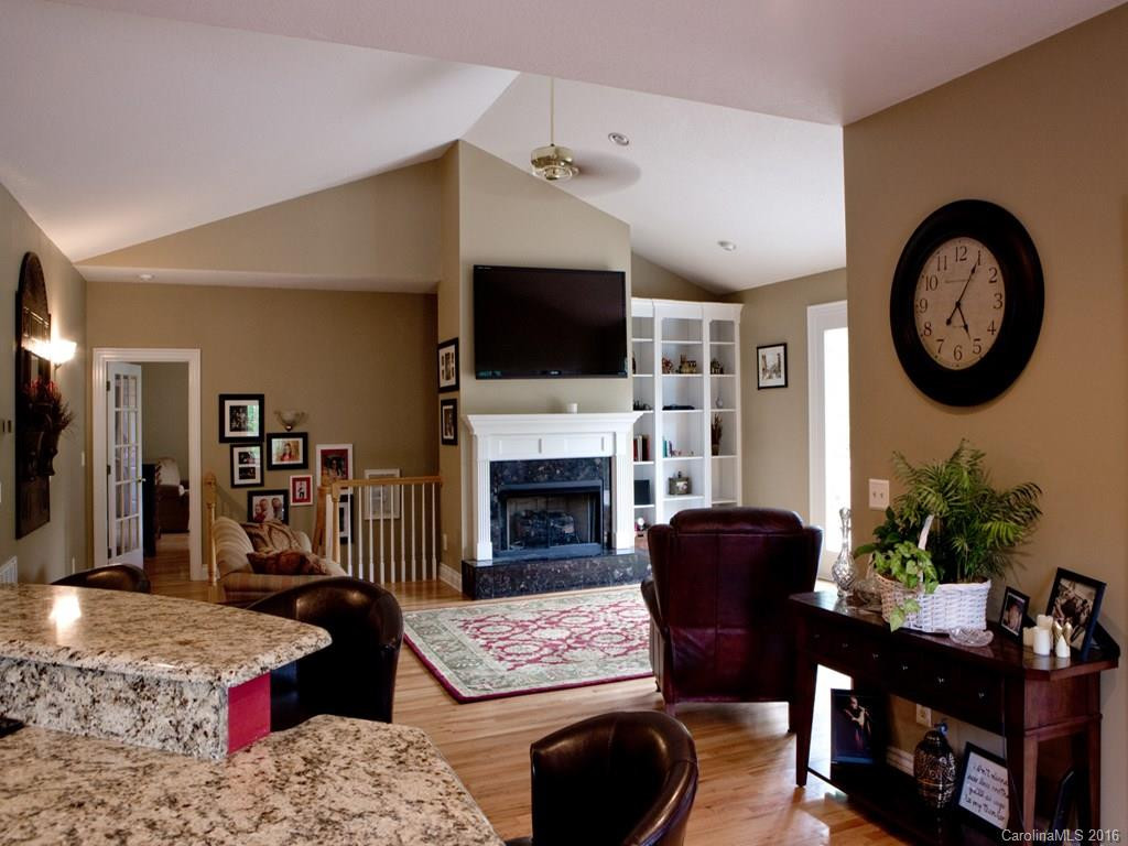 38 Lark Hill Road #15 - Photo 8