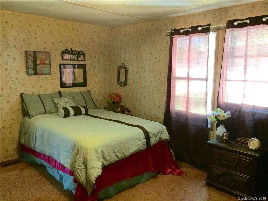 252 Hickory Nut Drive - Photo 5