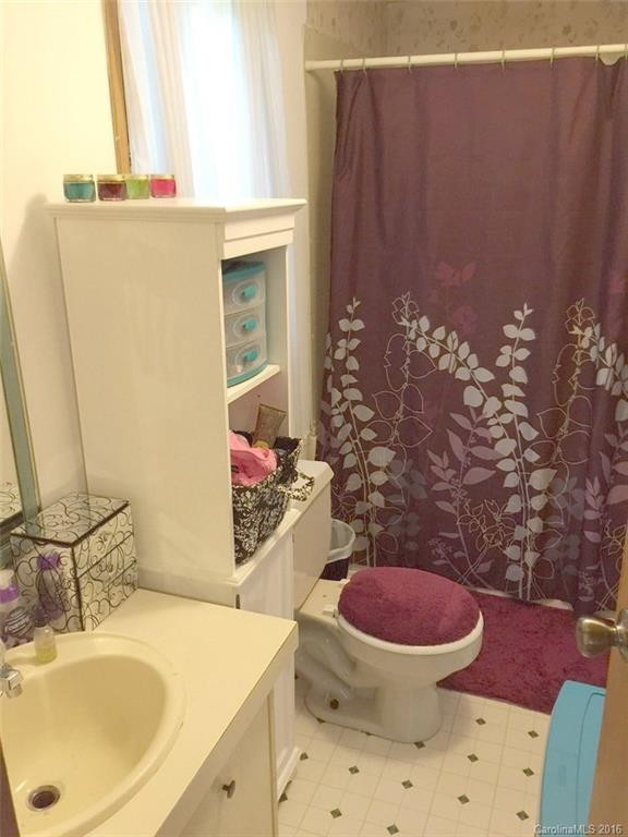 252 Hickory Nut Drive - Photo 6